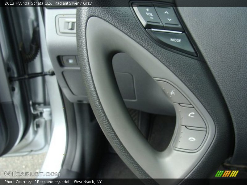 Radiant Silver / Gray 2013 Hyundai Sonata GLS