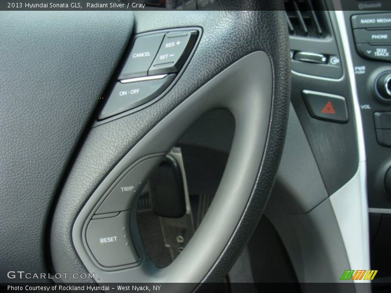 Radiant Silver / Gray 2013 Hyundai Sonata GLS