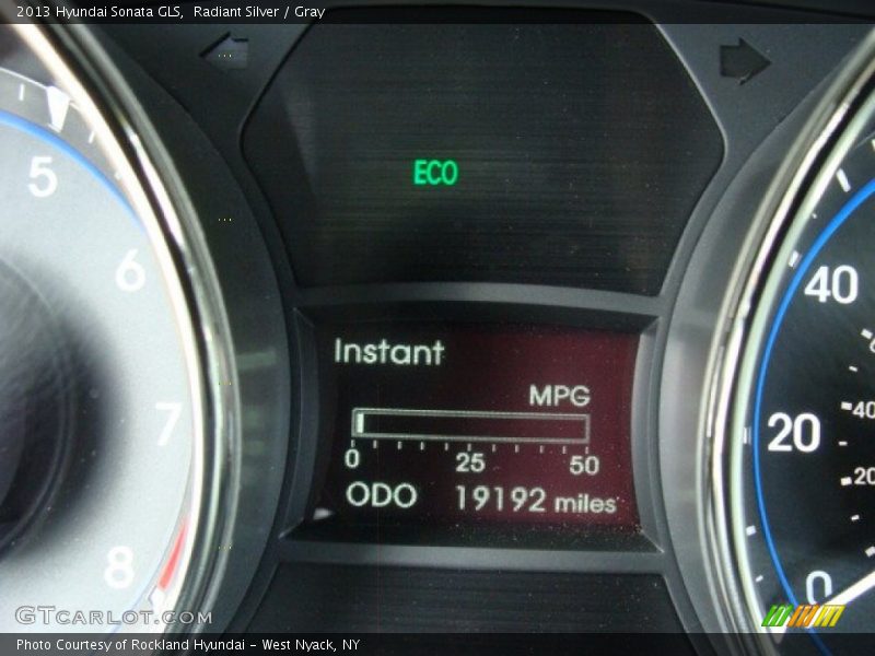 Radiant Silver / Gray 2013 Hyundai Sonata GLS