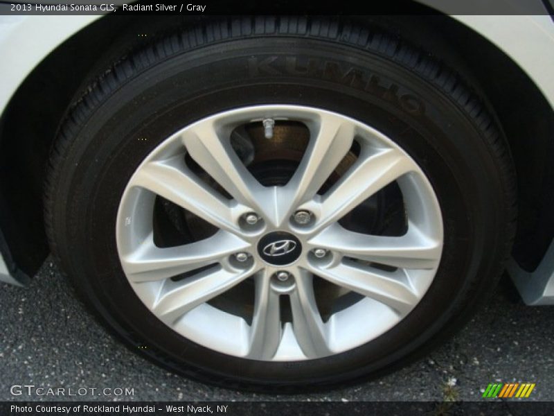 Radiant Silver / Gray 2013 Hyundai Sonata GLS