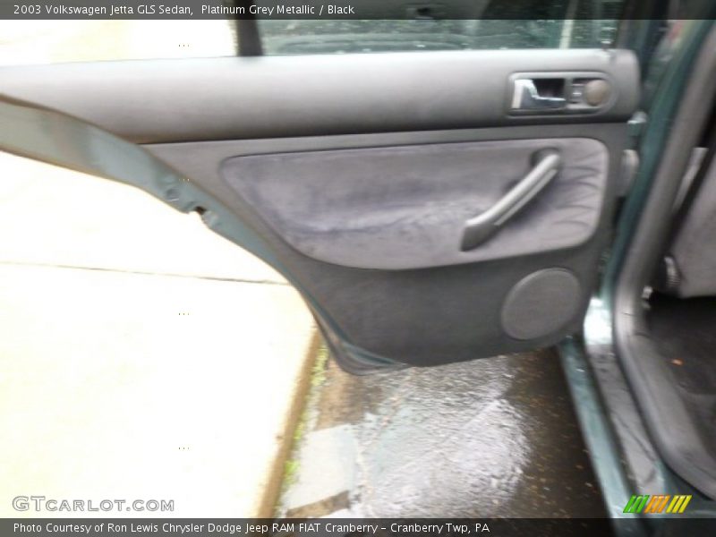 Platinum Grey Metallic / Black 2003 Volkswagen Jetta GLS Sedan
