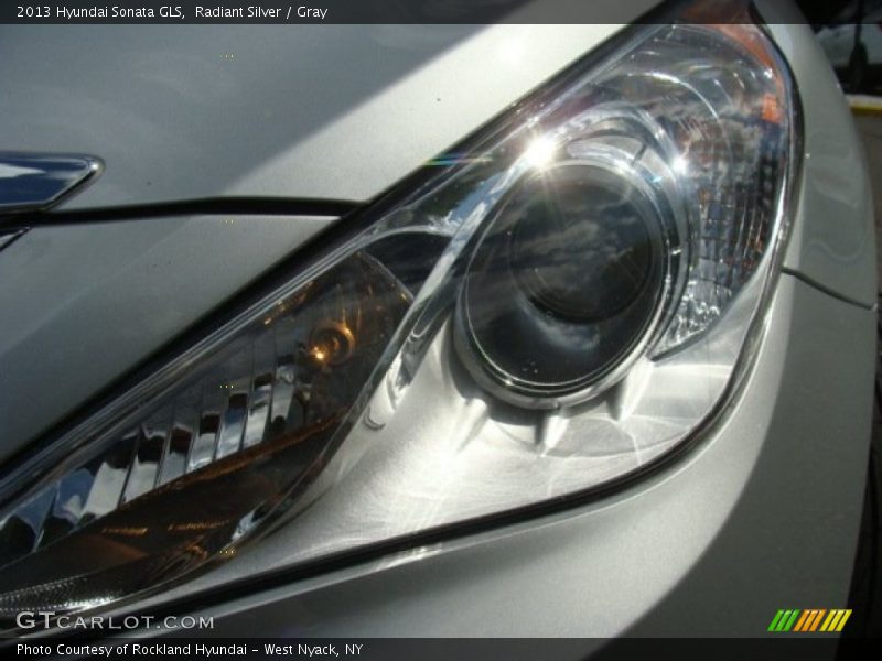 Radiant Silver / Gray 2013 Hyundai Sonata GLS