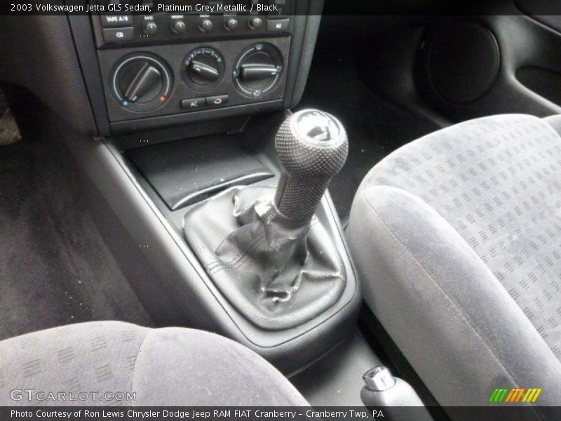 Platinum Grey Metallic / Black 2003 Volkswagen Jetta GLS Sedan