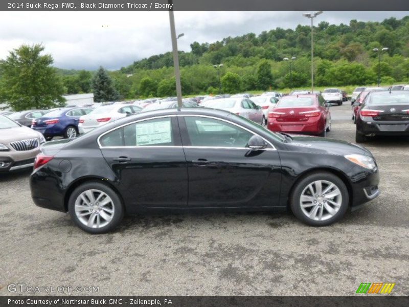 Black Diamond Tricoat / Ebony 2014 Buick Regal FWD