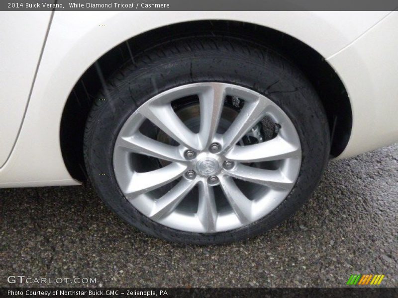 White Diamond Tricoat / Cashmere 2014 Buick Verano