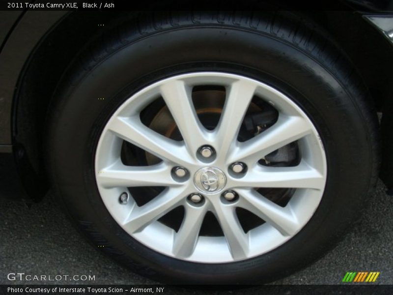 Black / Ash 2011 Toyota Camry XLE
