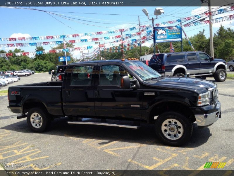 Black / Medium Flint 2005 Ford F250 Super Duty XLT Crew Cab 4x4
