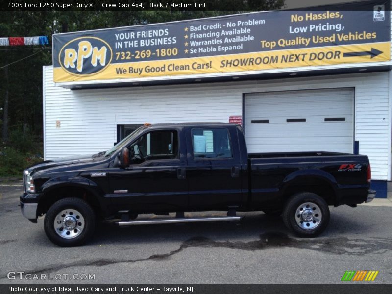 Black / Medium Flint 2005 Ford F250 Super Duty XLT Crew Cab 4x4