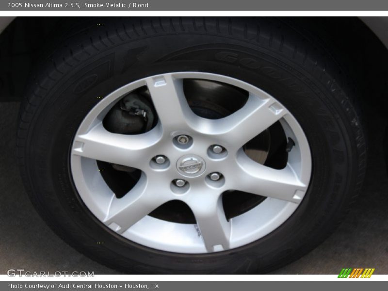 Smoke Metallic / Blond 2005 Nissan Altima 2.5 S