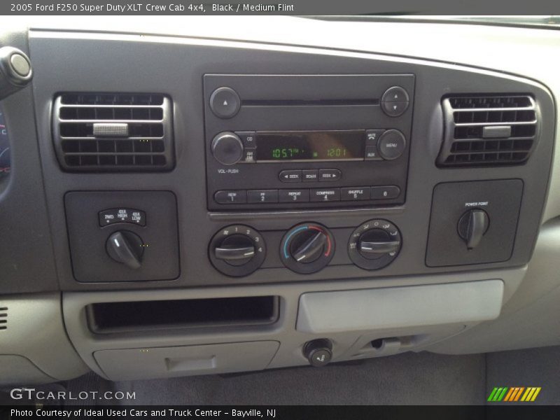 Black / Medium Flint 2005 Ford F250 Super Duty XLT Crew Cab 4x4