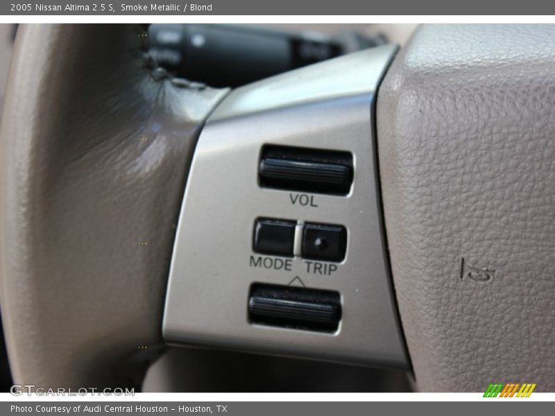 Smoke Metallic / Blond 2005 Nissan Altima 2.5 S