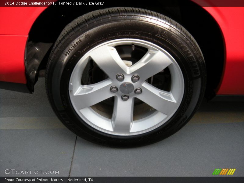 TorRed / Dark Slate Gray 2014 Dodge Challenger SXT