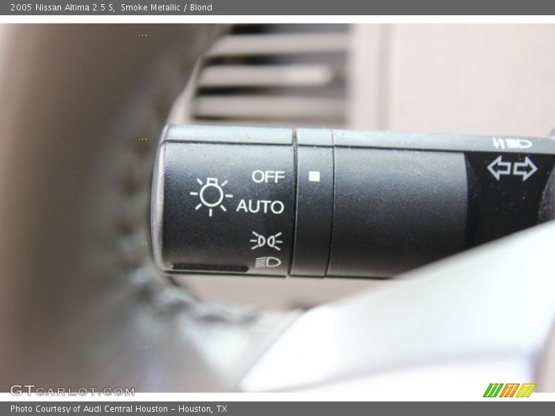 Smoke Metallic / Blond 2005 Nissan Altima 2.5 S