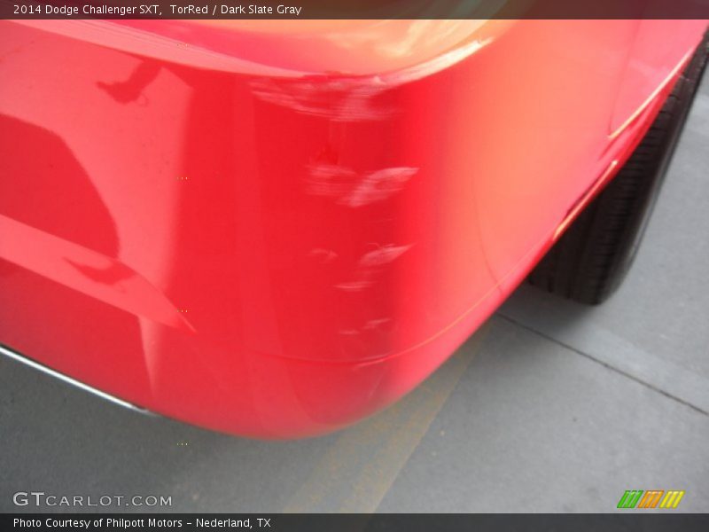 TorRed / Dark Slate Gray 2014 Dodge Challenger SXT