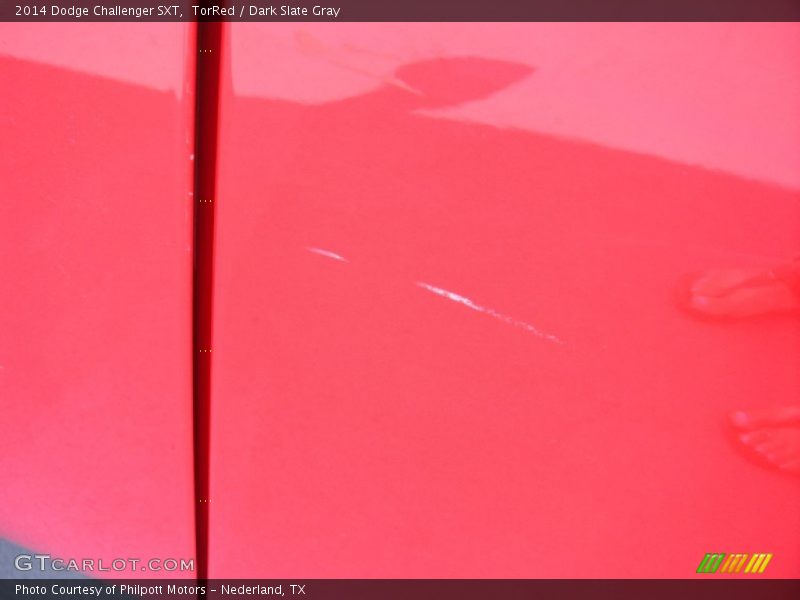 TorRed / Dark Slate Gray 2014 Dodge Challenger SXT