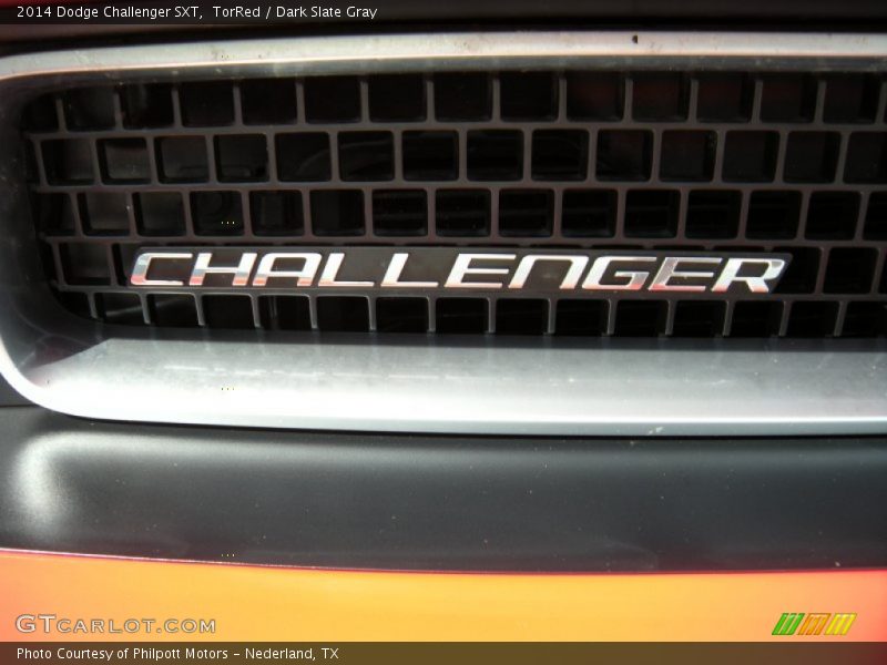 TorRed / Dark Slate Gray 2014 Dodge Challenger SXT