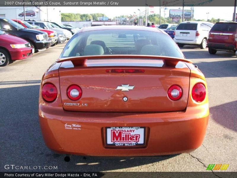 Sunburst Orange Metallic / Gray 2007 Chevrolet Cobalt LS Coupe