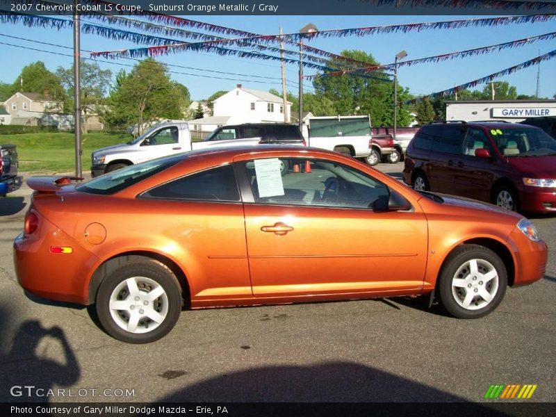 Sunburst Orange Metallic / Gray 2007 Chevrolet Cobalt LS Coupe