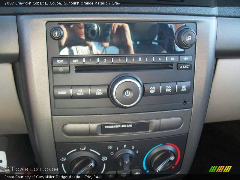 Sunburst Orange Metallic / Gray 2007 Chevrolet Cobalt LS Coupe