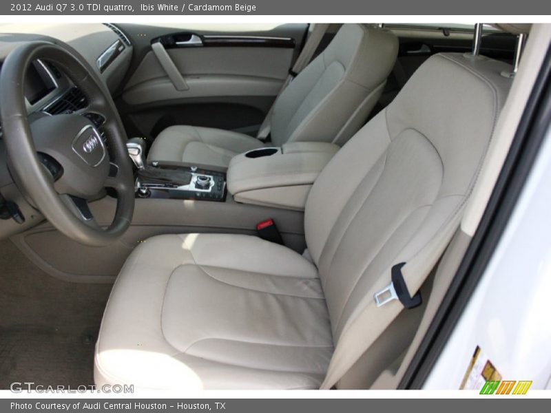 Front Seat of 2012 Q7 3.0 TDI quattro