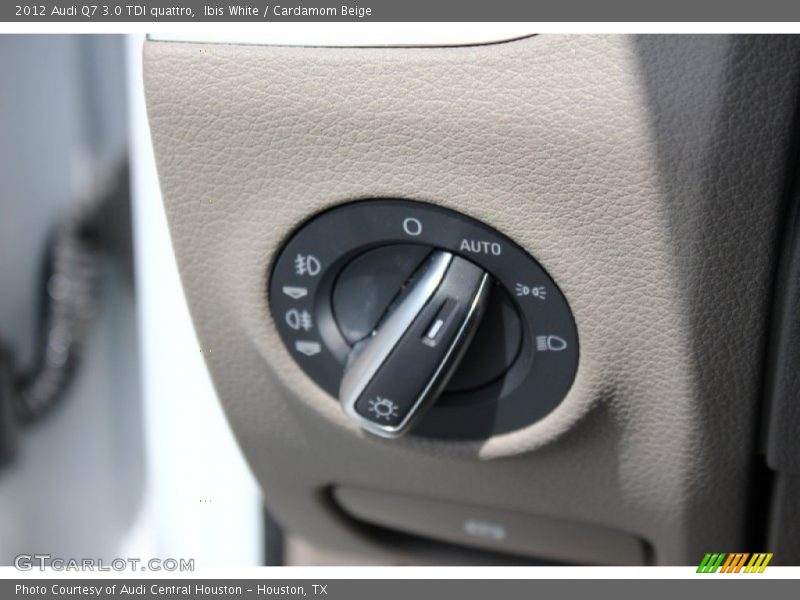 Ibis White / Cardamom Beige 2012 Audi Q7 3.0 TDI quattro