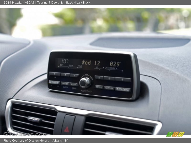 Jet Black Mica / Black 2014 Mazda MAZDA3 i Touring 5 Door