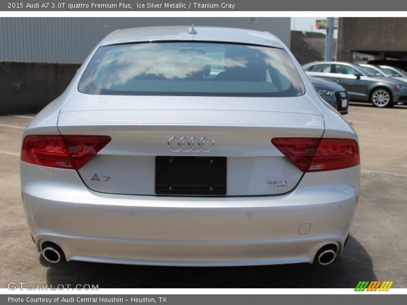 Exhaust of 2015 A7 3.0T quattro Premium Plus