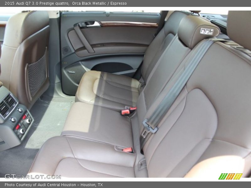 Rear Seat of 2015 Q7 3.0 Prestige quattro