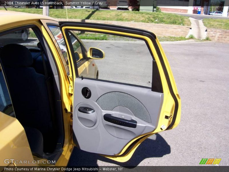 Summer Yellow / Gray 2004 Chevrolet Aveo LS Hatchback
