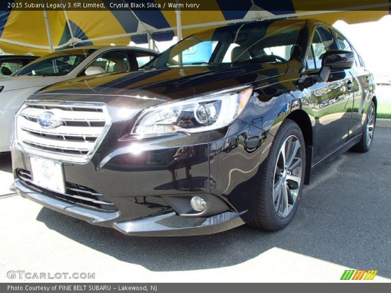 Crystal Black Silica / Warm Ivory 2015 Subaru Legacy 3.6R Limited