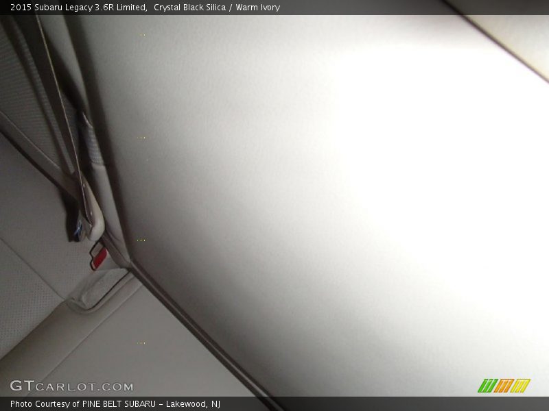 Crystal Black Silica / Warm Ivory 2015 Subaru Legacy 3.6R Limited