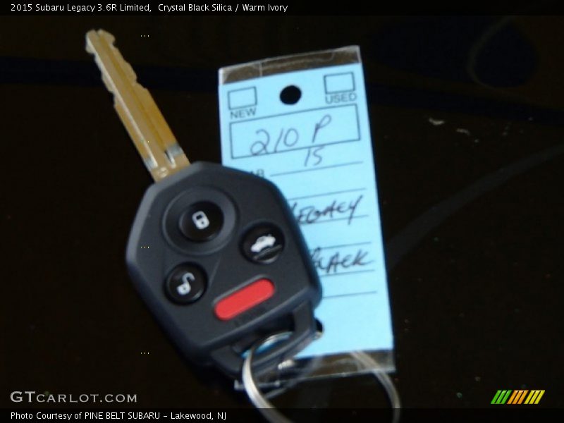 Crystal Black Silica / Warm Ivory 2015 Subaru Legacy 3.6R Limited