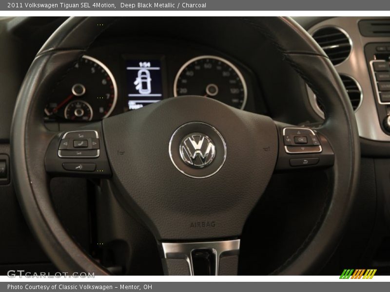  2011 Tiguan SEL 4Motion Steering Wheel