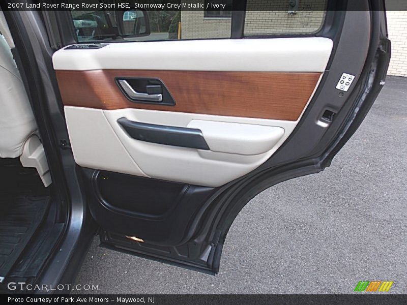 Door Panel of 2007 Range Rover Sport HSE