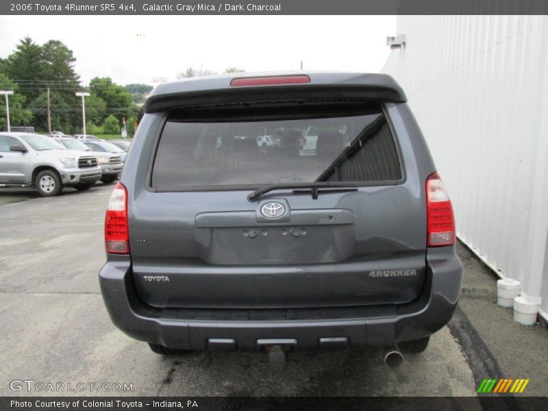 Galactic Gray Mica / Dark Charcoal 2006 Toyota 4Runner SR5 4x4