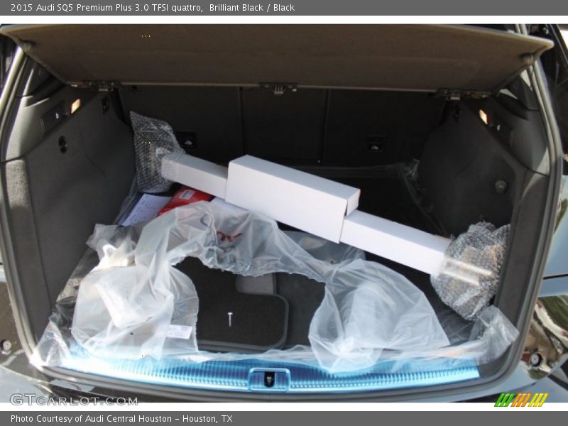 2015 SQ5 Premium Plus 3.0 TFSI quattro Trunk