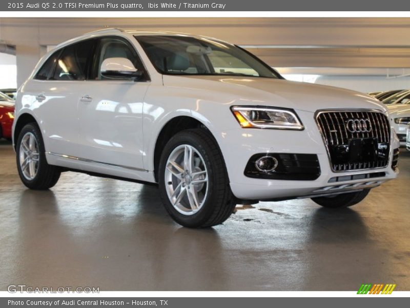 Ibis White / Titanium Gray 2015 Audi Q5 2.0 TFSI Premium Plus quattro