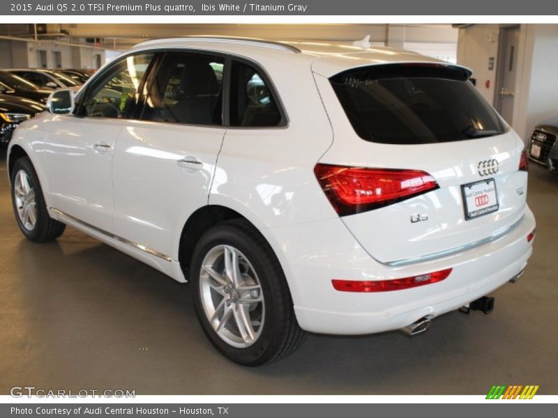Ibis White / Titanium Gray 2015 Audi Q5 2.0 TFSI Premium Plus quattro