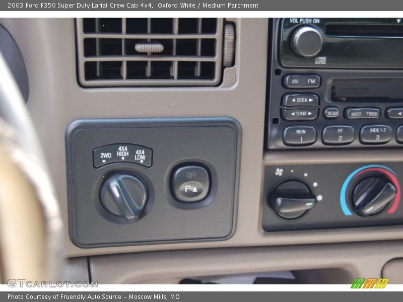 Oxford White / Medium Parchment 2003 Ford F350 Super Duty Lariat Crew Cab 4x4