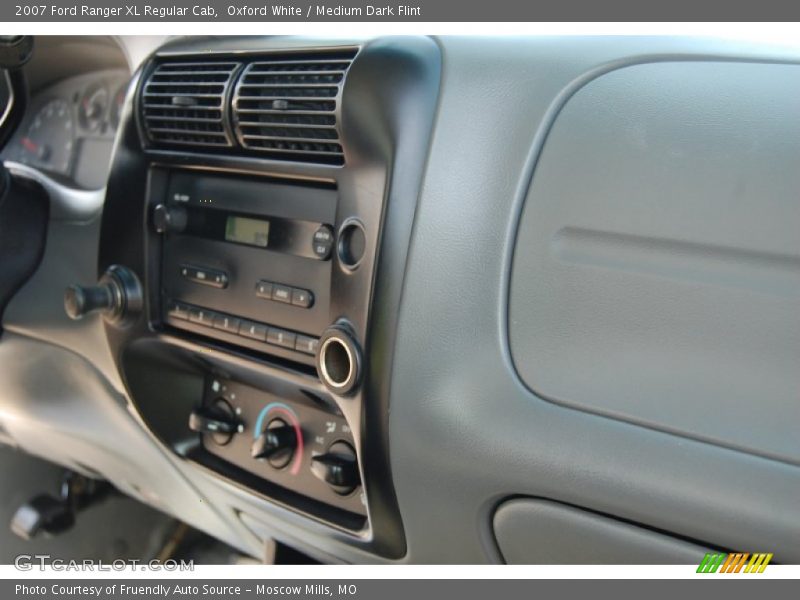 Oxford White / Medium Dark Flint 2007 Ford Ranger XL Regular Cab