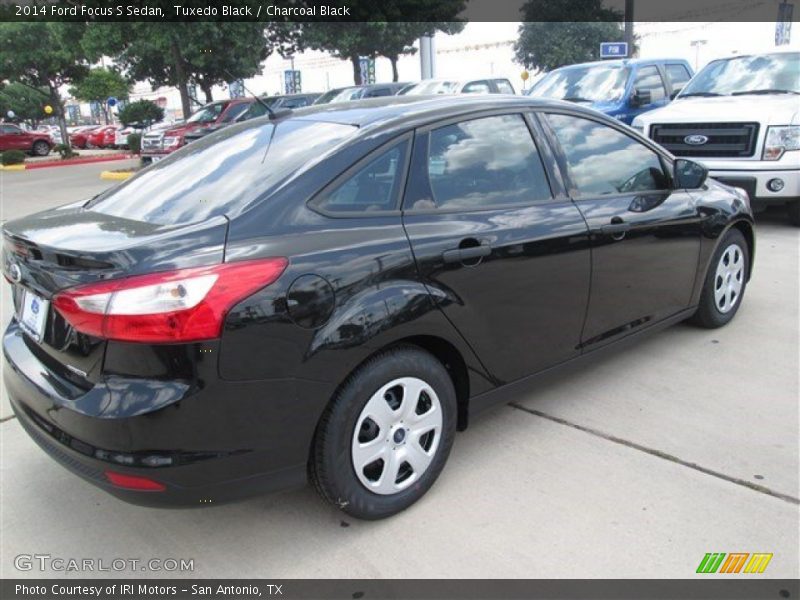 Tuxedo Black / Charcoal Black 2014 Ford Focus S Sedan