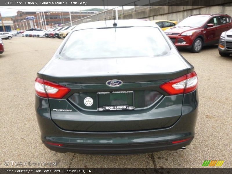 Guard Metallic / Earth Gray 2015 Ford Fusion S