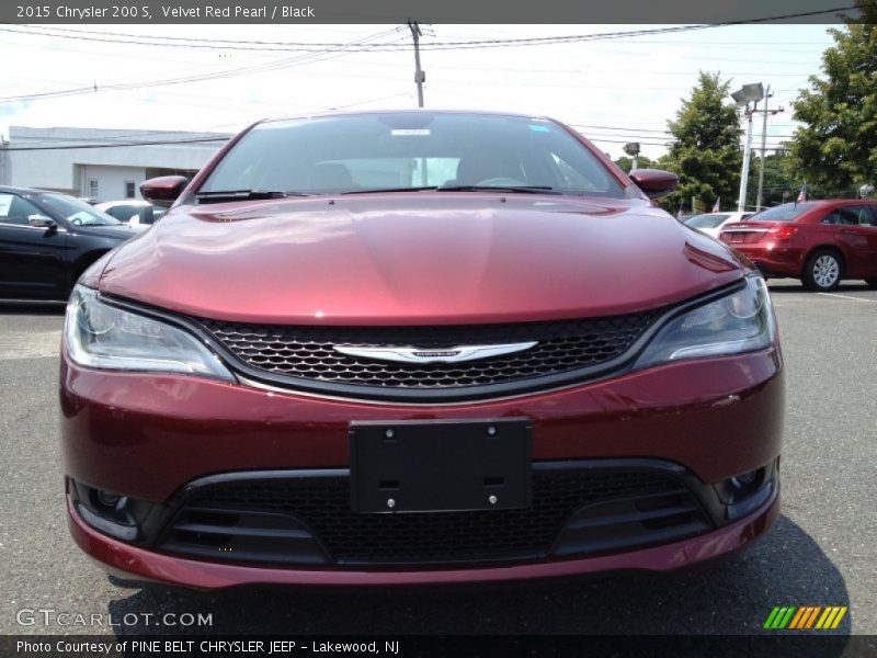 Velvet Red Pearl / Black 2015 Chrysler 200 S