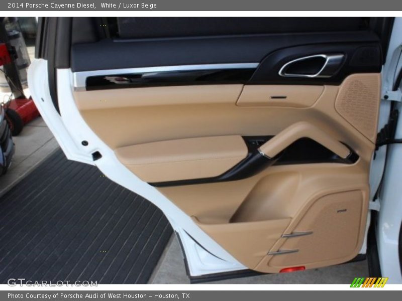 White / Luxor Beige 2014 Porsche Cayenne Diesel