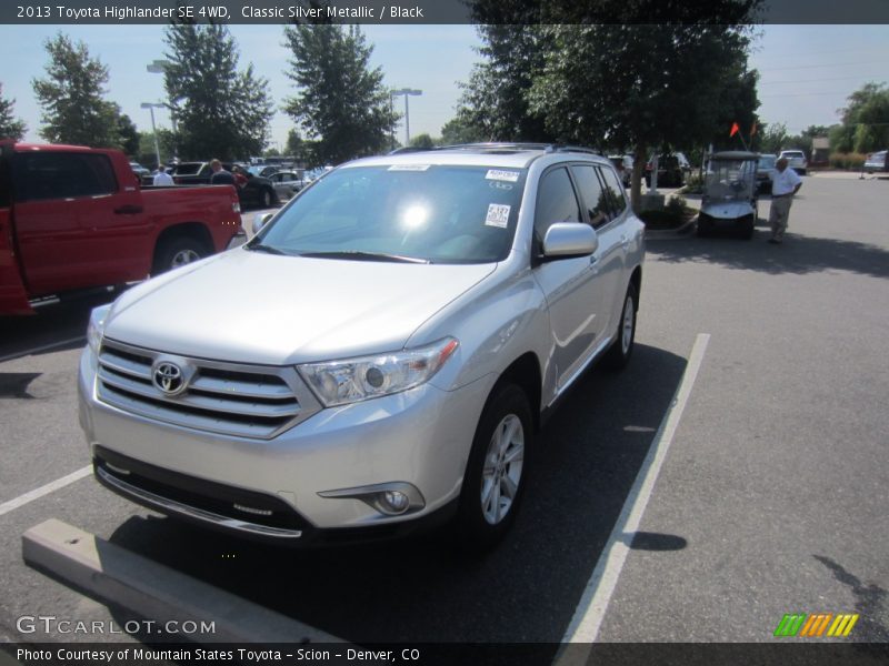 Classic Silver Metallic / Black 2013 Toyota Highlander SE 4WD