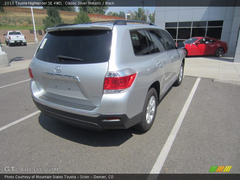 Classic Silver Metallic / Black 2013 Toyota Highlander SE 4WD