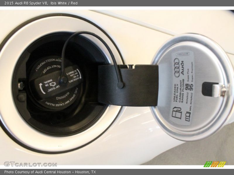Fuel Filler door - 2015 Audi R8 Spyder V8