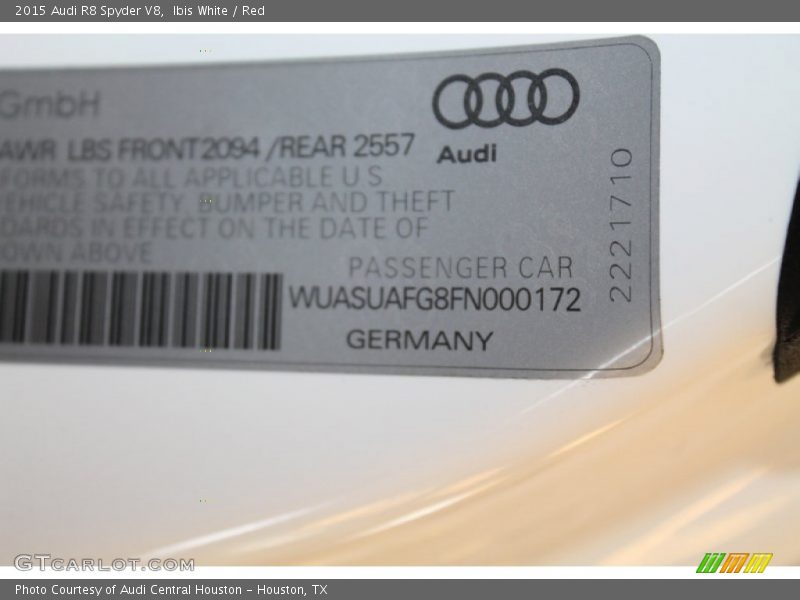 Info Tag of 2015 R8 Spyder V8