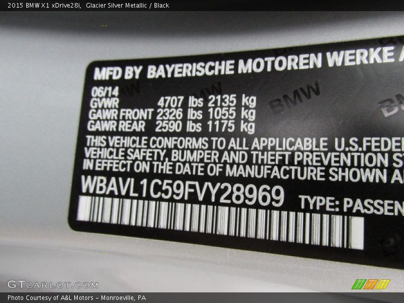 Glacier Silver Metallic / Black 2015 BMW X1 xDrive28i