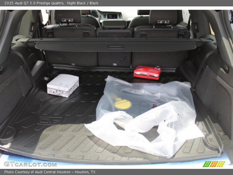 Night Black / Black 2015 Audi Q7 3.0 Prestige quattro